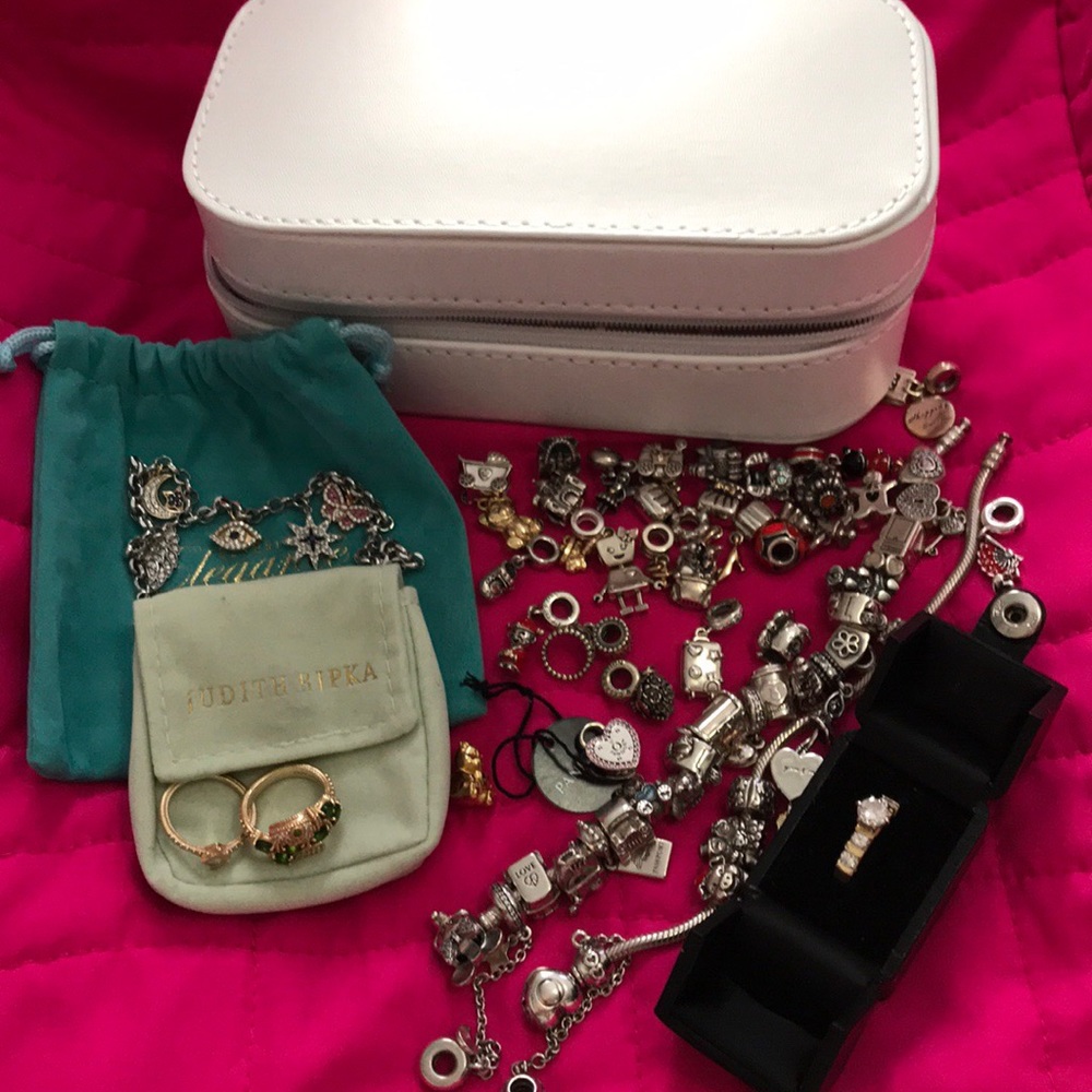 Meet your Posher, Ann - Picture 3 of 8